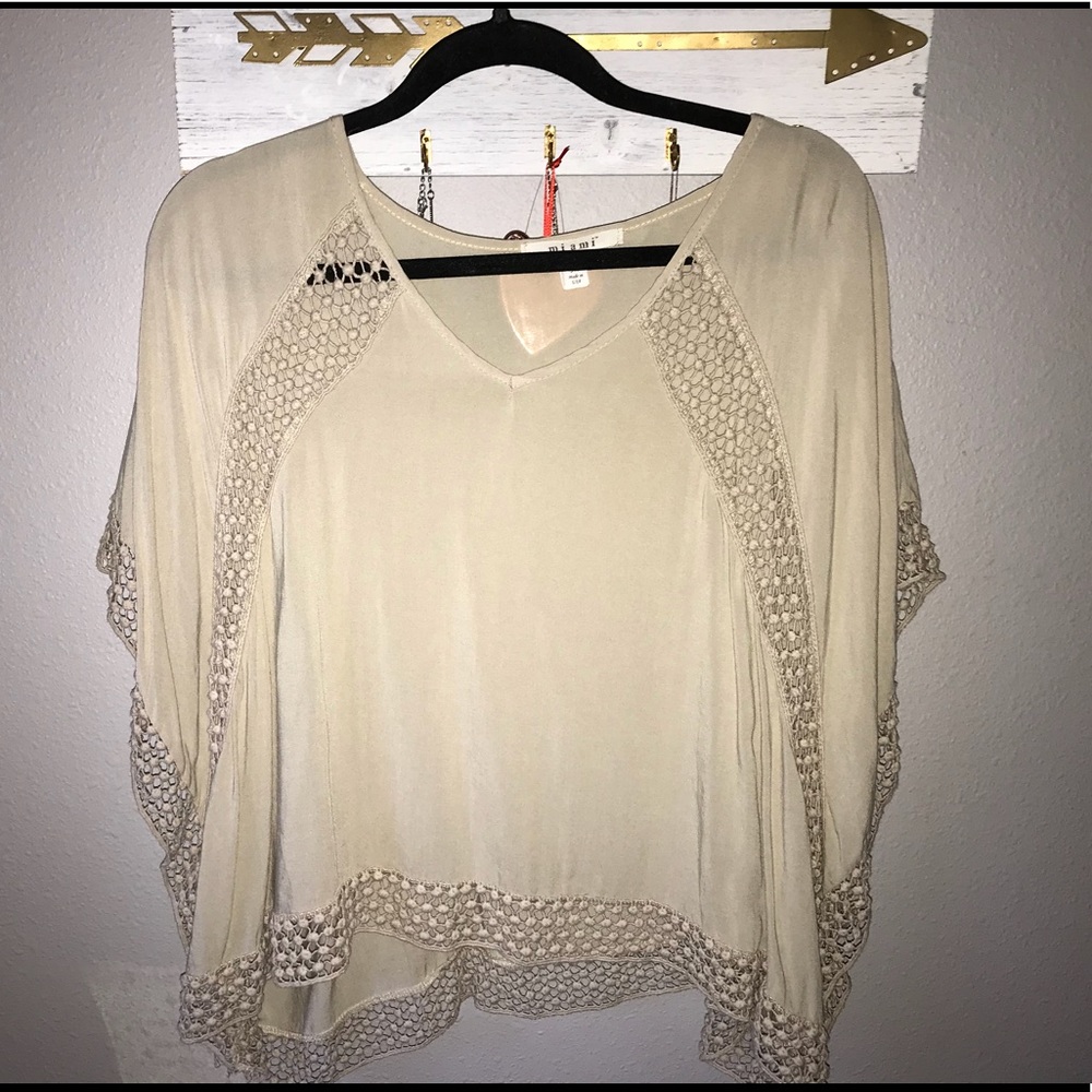 Cute top!!